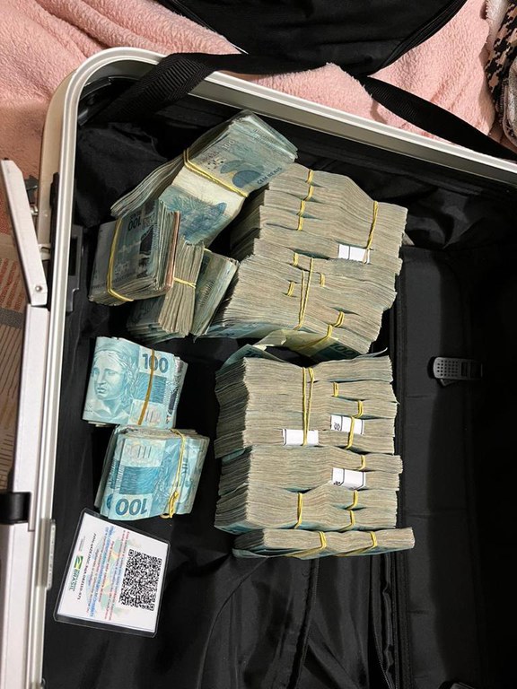 WhatsApp Image 2023-11-13 at 10.03.24 (2).jpeg