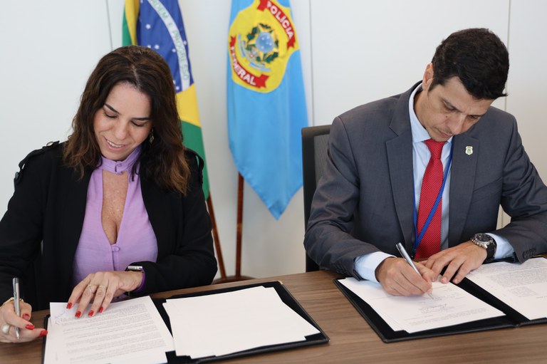 WhatsApp Image 2023-12-13 at 16.17.24 (1).jpeg