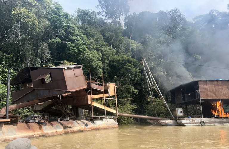 WhatsApp Image 2024-05-02 at 15.35.06 (2).jpeg