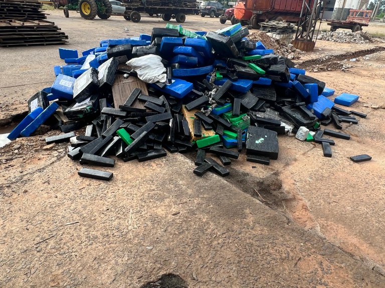 WhatsApp Image 2025-02-14 at 08.35.55.jpeg