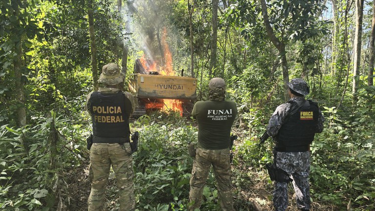 WhatsApp Image 2025-05-12 at 13.52.15.jpeg