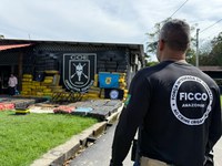 FICCO/AM apreende mais de 6 toneladas de entorpecentes transportados em lancha usada por facção criminosa na Amazônia