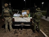PF e BPFRON apreendem veículo carregado com agrotóxicos e cigarros paraguaios
