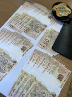 Polícia Federal prende mulher com cédulas falsas em Coração de Jesus/MG