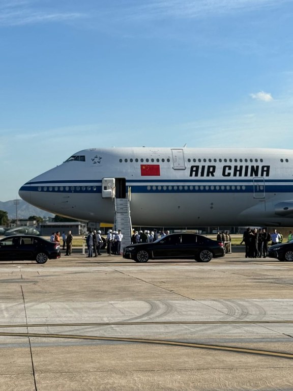 832c364c-7653-4594-a811-f3bd2e06e24a.jfif