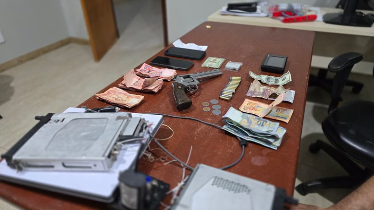 d43f2bac-4b1d-42eb-a40b-239386ca3508.jfif