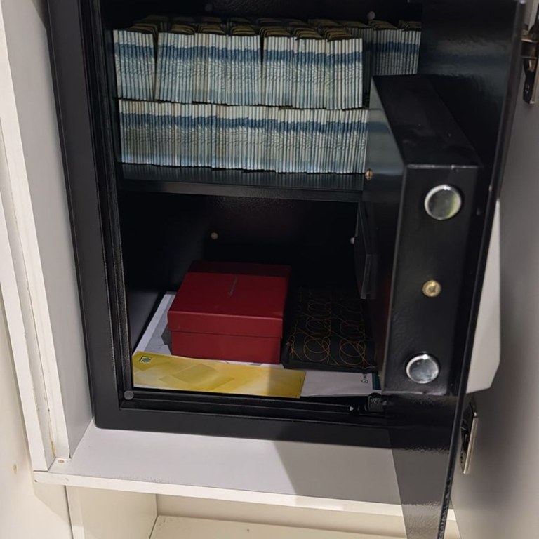 WhatsApp Image 2025-09-30 at 08.05.12 (1).jpeg