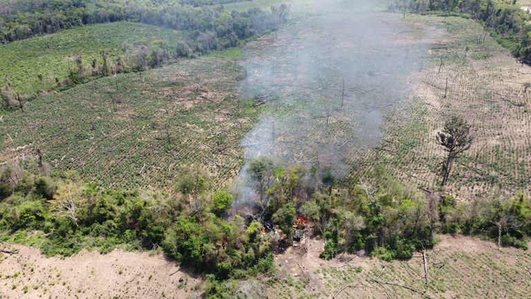 WhatsApp Image 2025-09-27 at 16.01.27.jpeg