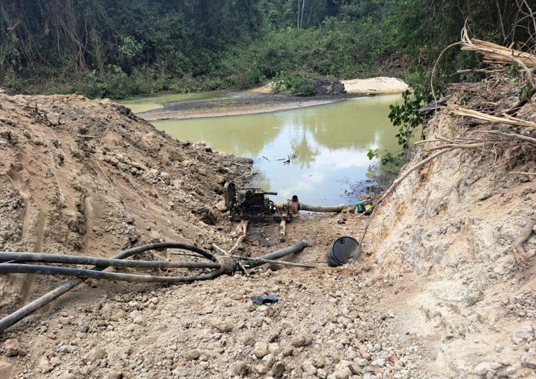 WhatsApp Image 2025-10-24 at 07.49.20.jpeg