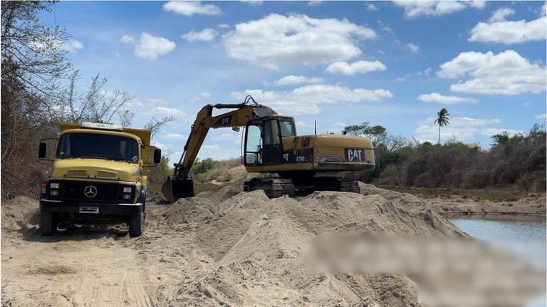 WhatsApp Image 2025-11-27 at 13.42.52.jpeg