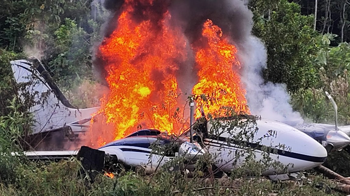 Ação integrada resultou na inutilização de aeronaves, de pista clandestina e de laboratório de drogas na região de fronteira