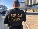 PF prende homem foragido por tráfico de drogas no Aeroporto do Galeão