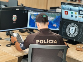 Compartilhamento de informações com DEA resultou na prisão do foragido; ele passará por audiência de custódia com  a Justiça americana para avaliação de eventuais medidas de deportação