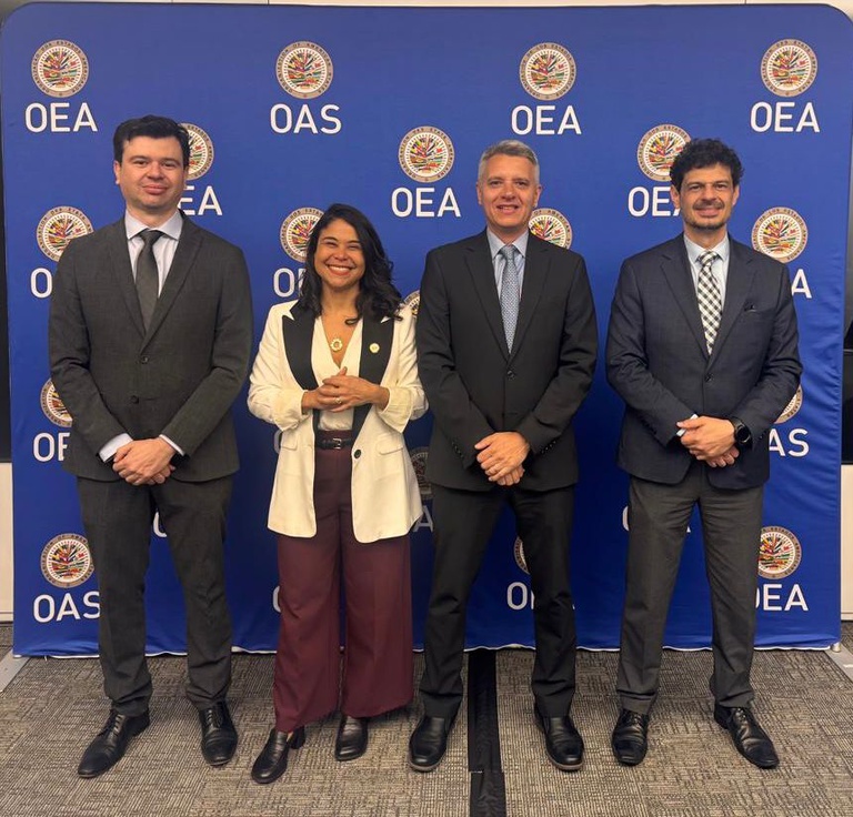 Brasil destaca integração institucional e tecnologia no combate ao crime organizado em reunião da OEA