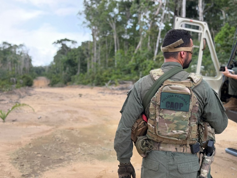 ca030bde-cfe5-4d95-b1b7-275c8af5e528.jpg