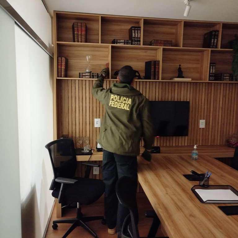 cfdbdc99-97d5-4bf2-93a0-19805a562da1.jpg