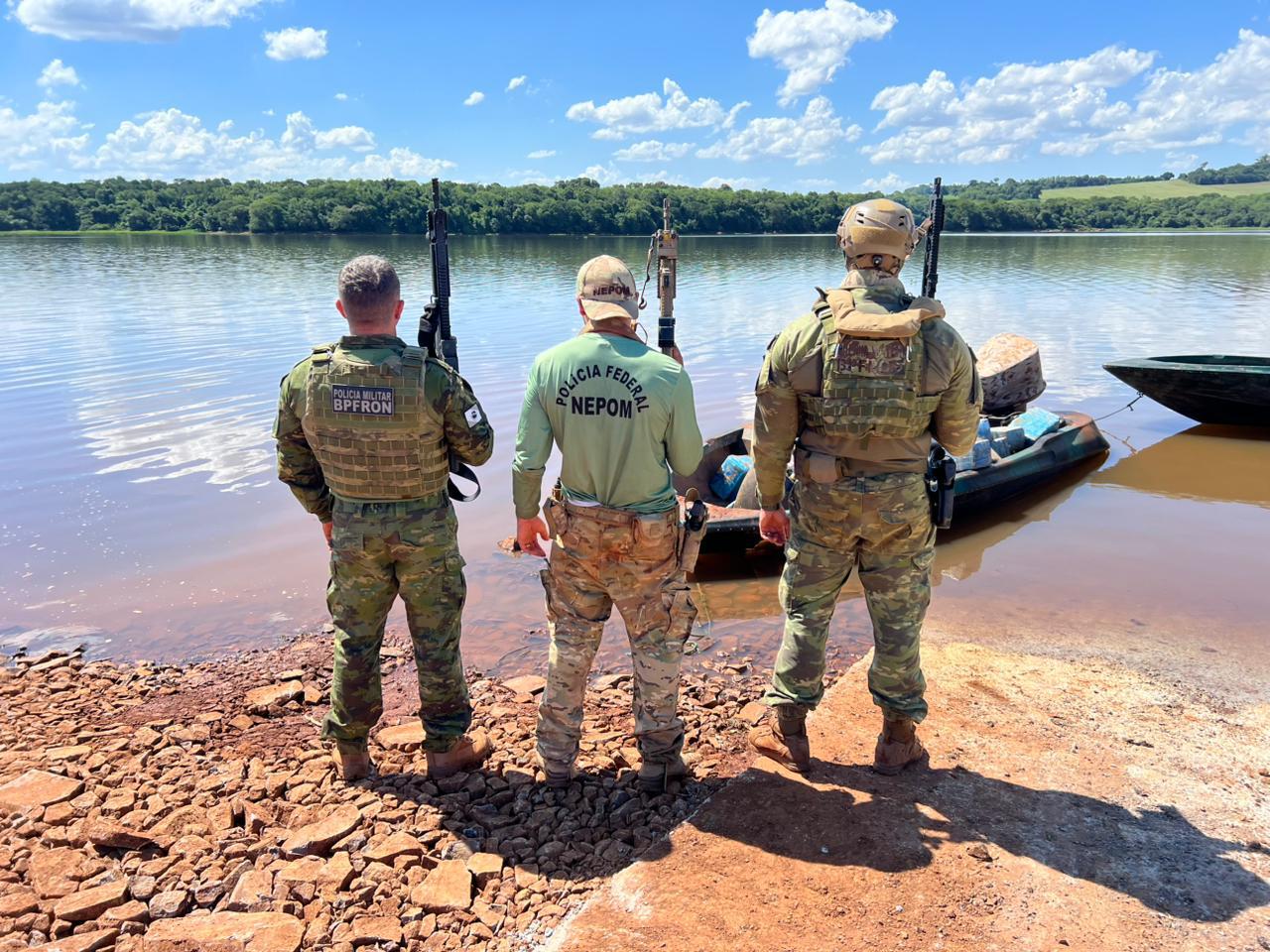 PF e BPFRON apreendem mais de 1.260 kg de maconha em Porto Mendes/PR