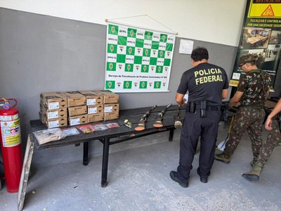 PF destrói armas de fogo e munições no Amazonas