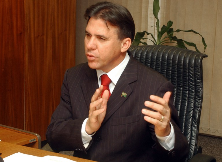 Ministro da Previdência Luiz Marinho compareceu a reunião no Supremo - Foto: Gervásio Baptista/ABr