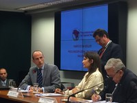 Procurador-geral da Fazenda Nacional comparece à CPI do CARF