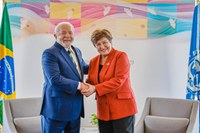 President Lula talks with the IMF managing director at the G7 summit