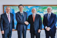 President Lula discusses investments in Brazil with the CEO of Nissan