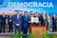 President Lula issues decree creating the Eunice Paiva Award for the Defense of Democracy