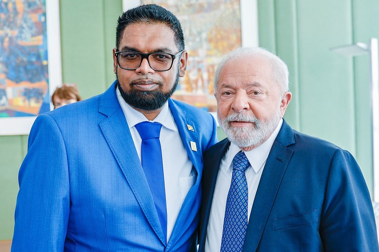 Chegada de Irfaan Ali (Guiana)