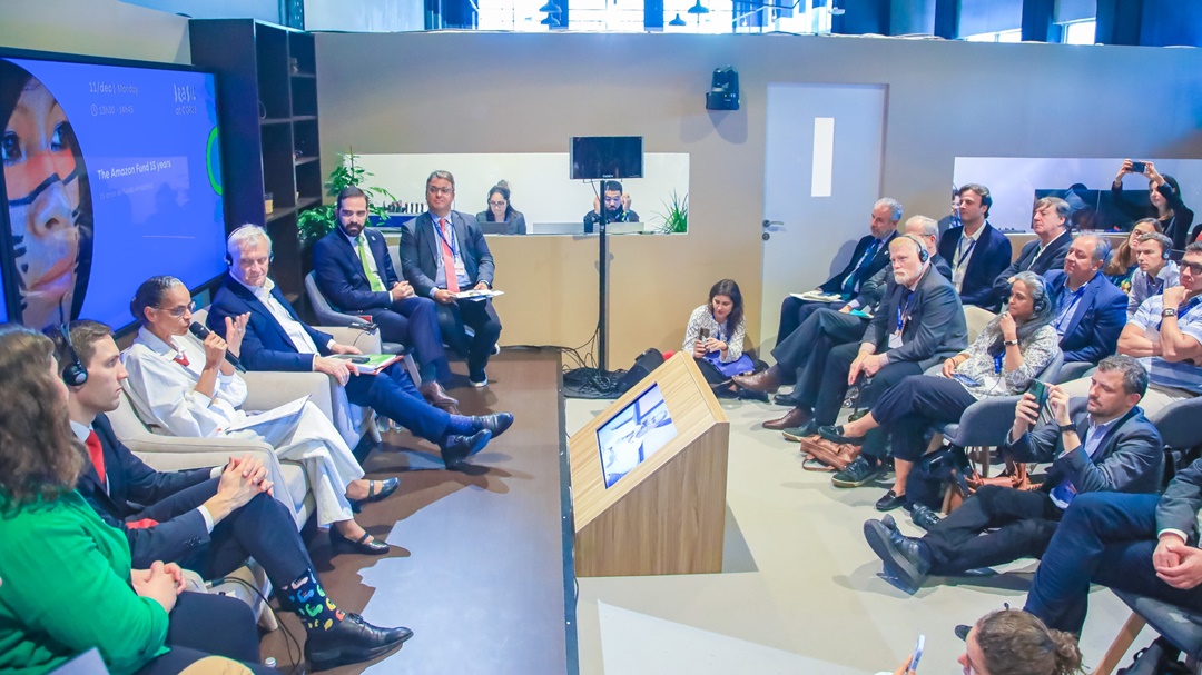 La Ministra Marina Silva durante el panel en el que se debatieron los avances y perspectivas del Fondo Amazonia. Foto: Estevam/Audiovisual/PR