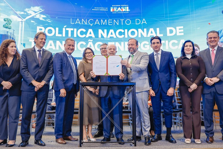Presidente Lula lança a Política Nacional de Transição Energética, com expectativa de atrair R$ 2 trilhões