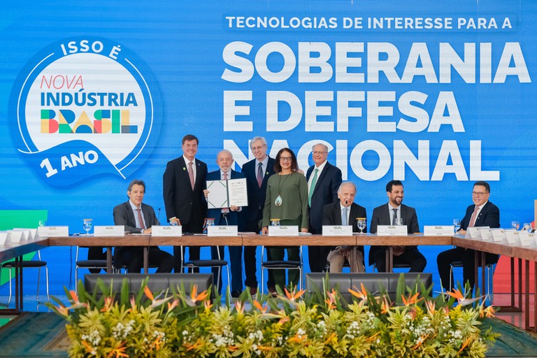Um ano da Nova Indústria Brasil (NIB) é celebrado com lançamento das metas da Missão 6 e investimentos na indústria da defesa