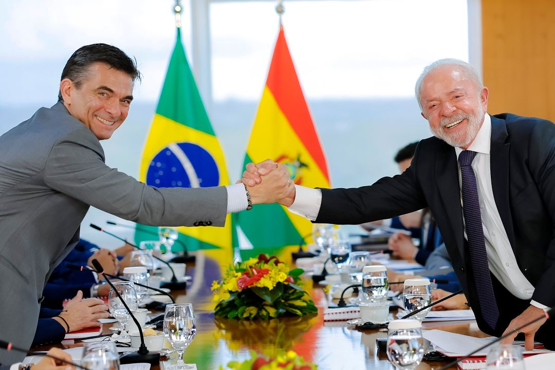 El presidente brasileño, Luiz Inácio Lula da Silva, y el boliviano, Rodrigo Paz, debatieron sobre integración energética, comercio y seguridad, y firmaron acuerdos de cooperación entre ambos países