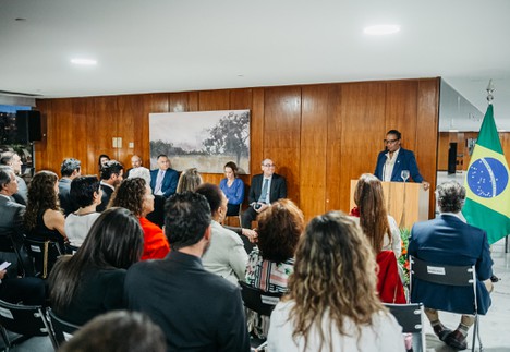 Conselheira Marcelise de Miranda Azevedo fez discurso em nome do Colegiado (Foto: Wagner Lopes | CC/PR)