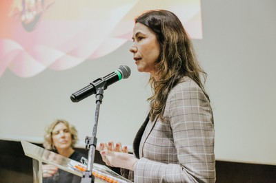 Maria Lúcia refletiu sobre a presença feminina nas instituições (Foto: Lukas Franco/Itaipú)