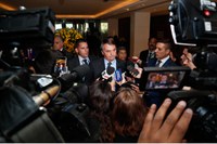 Bolsonaro comenta sobre estados atingidos pelas chuvas