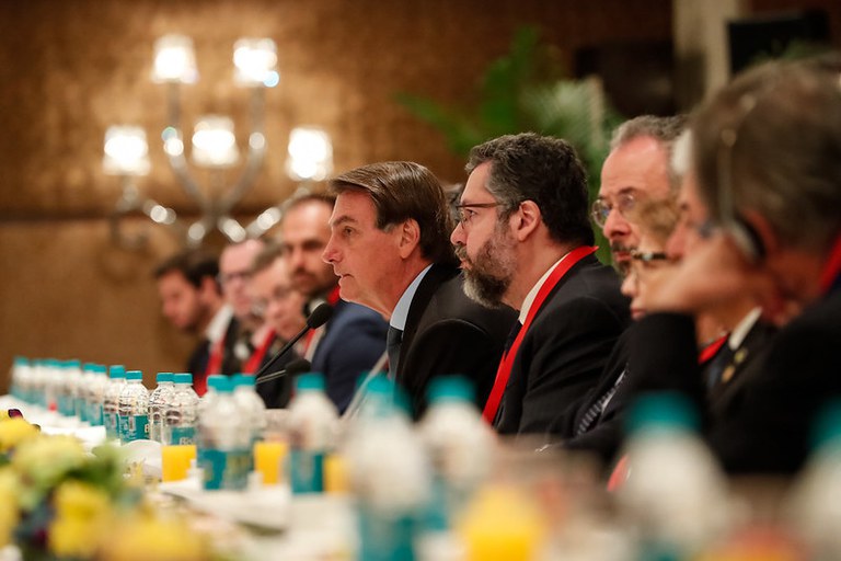 "O Brasil mudou", diz Bolsonaro a empresários indianos