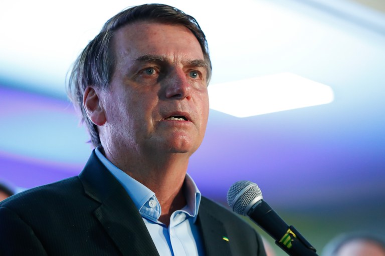 Presidente Bolsonaro sanciona lei que garante auxílio financeiro às santas casas