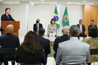 Bolsonaro dá posse a novo secretário Nacional de Justiça