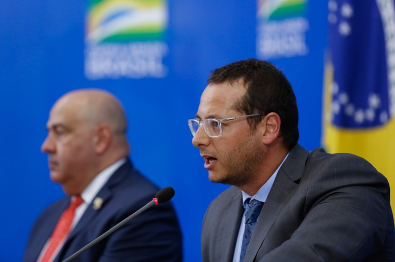 Secom esclarece que não faz investimento direto em sites ou blogs