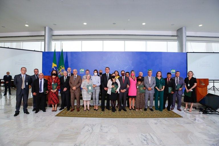 Dia do Servidor Público é comemorado em cerimônia no Palácio do Planalto