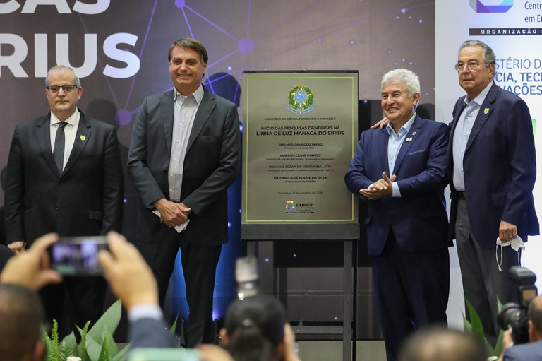 Em São Paulo, Presidente Bolsonaro inaugura projeto para pesquisa e visita Centro Tecnológico da Marinha