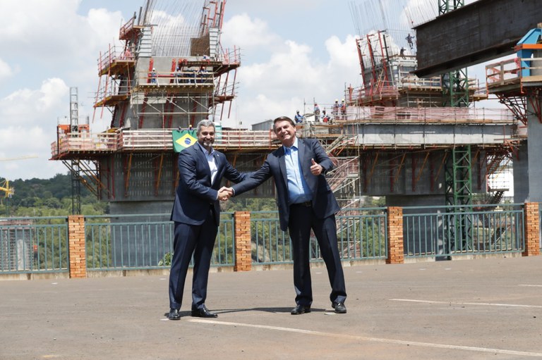 Presidentes do Brasil e do Paraguai visitam obra de nova ponte