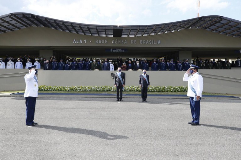 Cerimônia marca troca de Comando