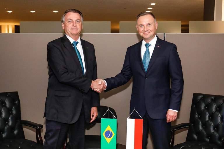 Presidente Jair Bolsonaro se encontra com o Presidente da Polônia