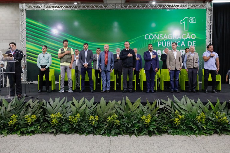 Presidente Jair Bolsonaro participa de consagração de pastores no Amazonas