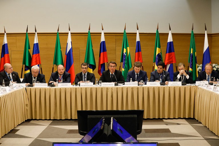Presidente Jair Bolsonaro participa de encontro com empresários do Brasil e da Rússia