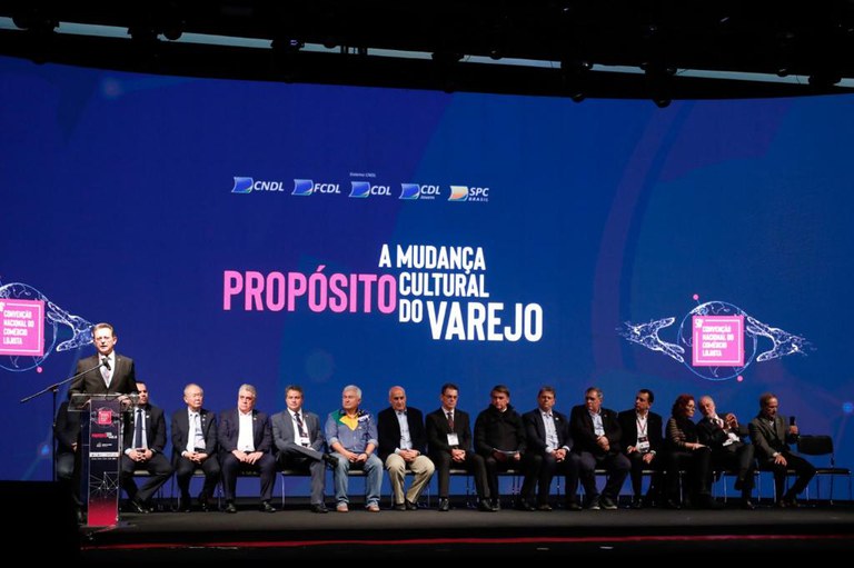 Presidente da República, Jair Bolsonaro, participa da abertura da Convenção Nacional do Comércio Lojista