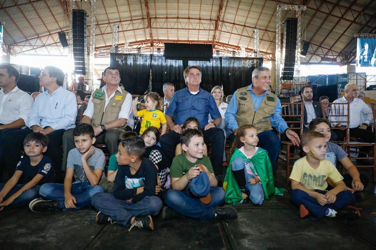 Presidente da República, Jair Bolsonaro, visita feira agropecuária em Maringá, no Paraná