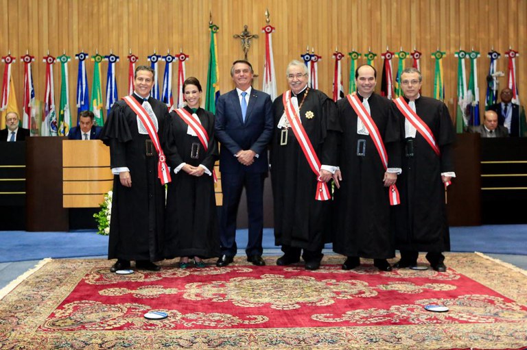 Presidente Jair Bolsonaro participa de cerimônia de posse de ministros do Tribunal Superior do Trabalho