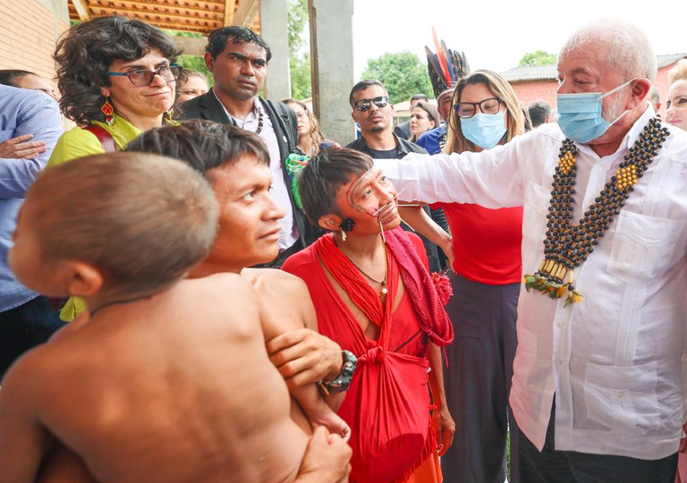 Lula acompanha emergência Yanomami